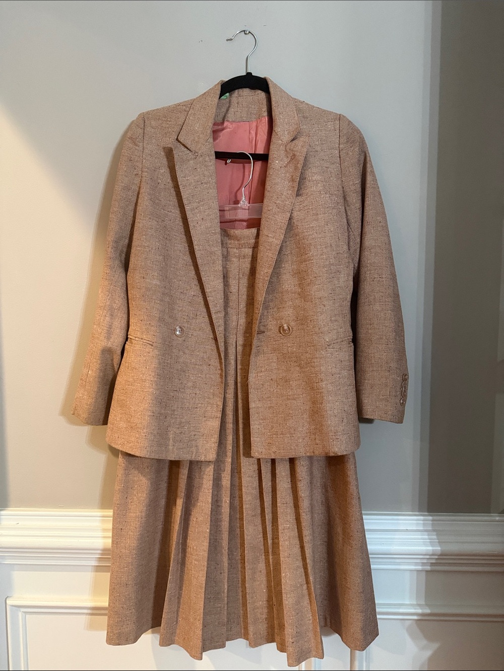 Women's Vintage Blazer and Pleated Skirt Suit Casual Corner X Allen Bernard